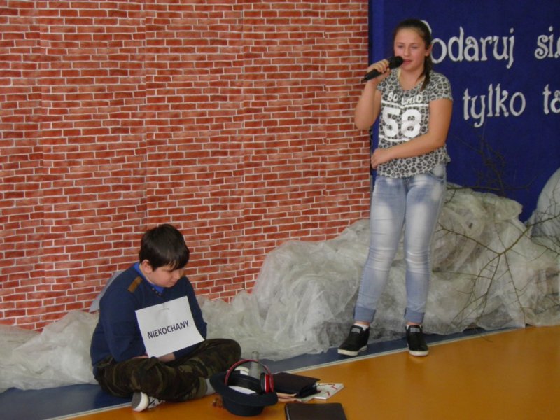 Przedstawienie "Niekochany"